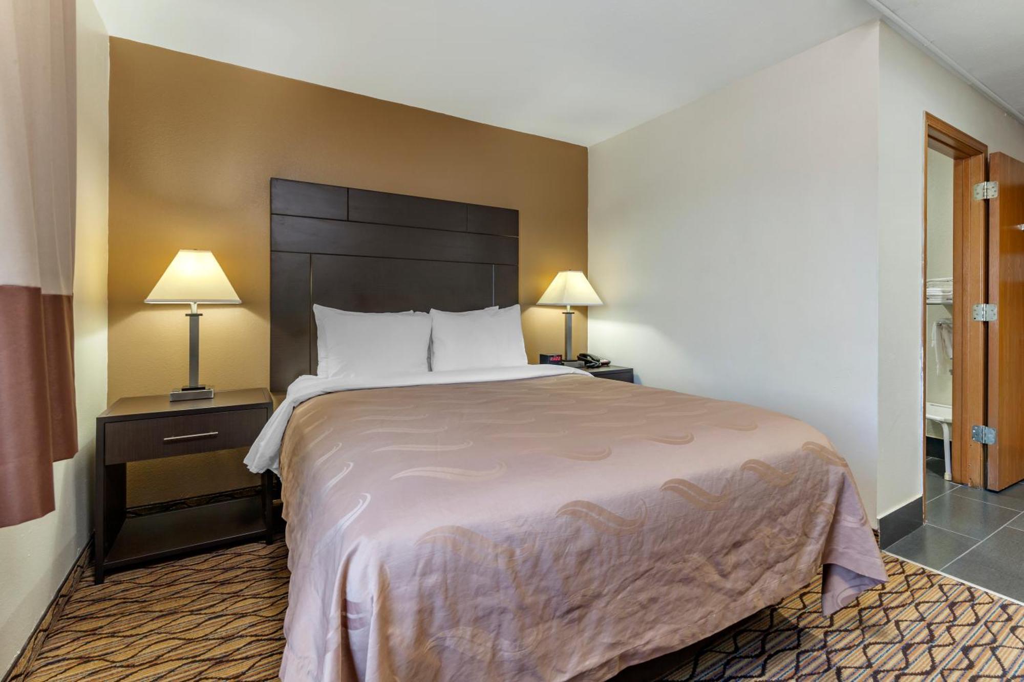 Quality Inn New London Exterior foto
